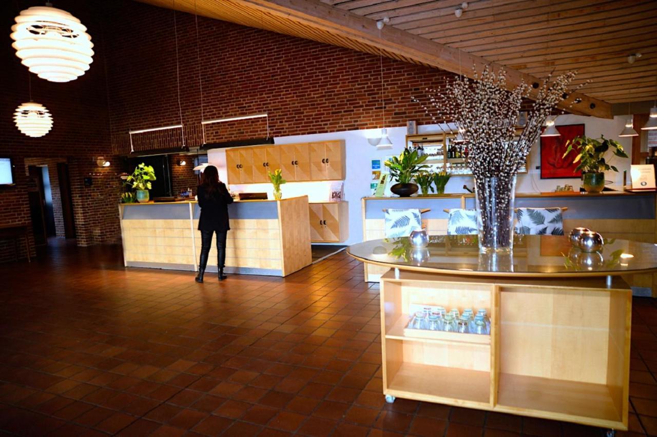 Bymose Hegn Hotel&Kursuscenter Helsinge Exterior foto